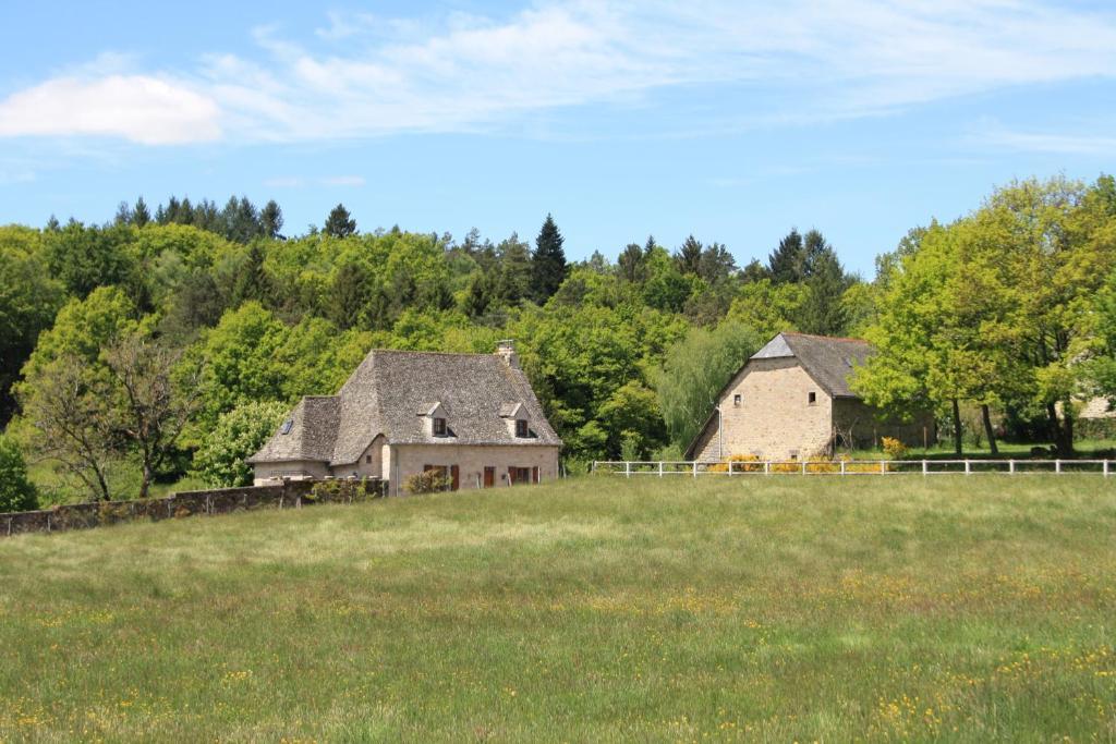 Auberge De Saint Julien Aux Bois Zewnętrze zdjęcie